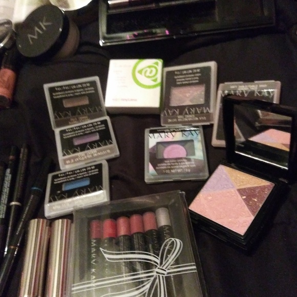 New Mary Kay makeup - Picture 6 of 8